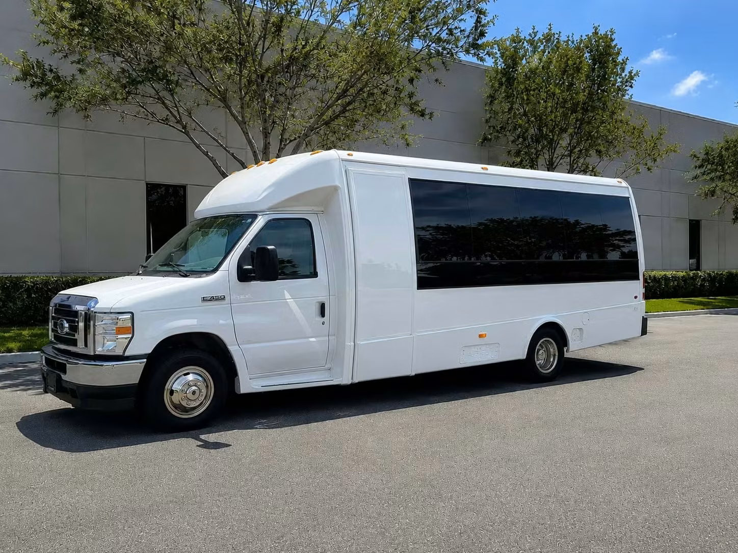 menlo park 15 passenger minibus rental