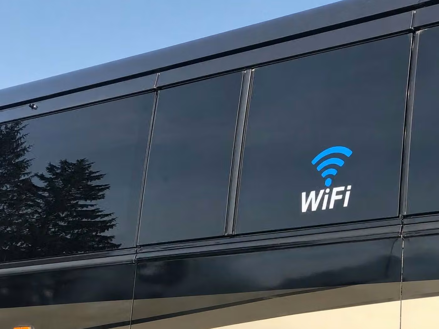 menlo park 15 passenger minibus wifi