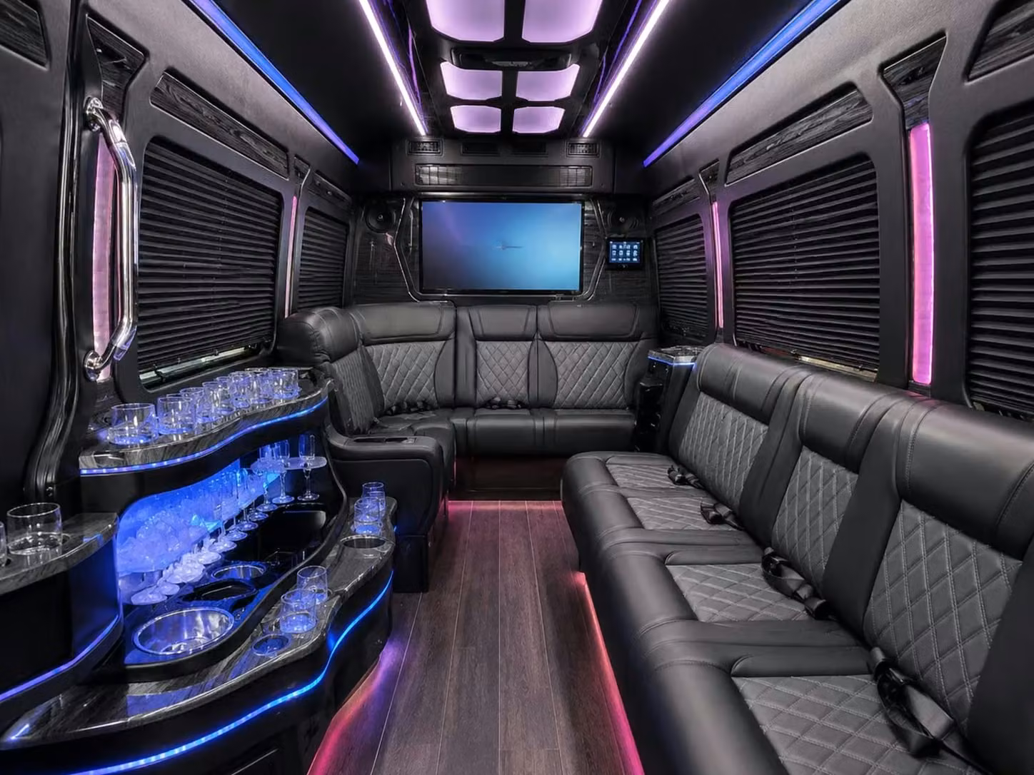 menlo park arrange season long sports team bus service