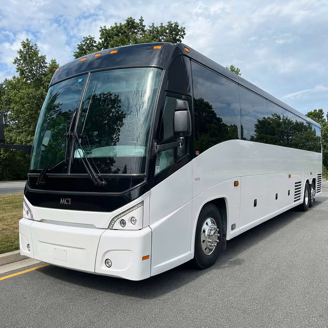 menlo park hourly round trip and full weekend concert bus packages in menlo park